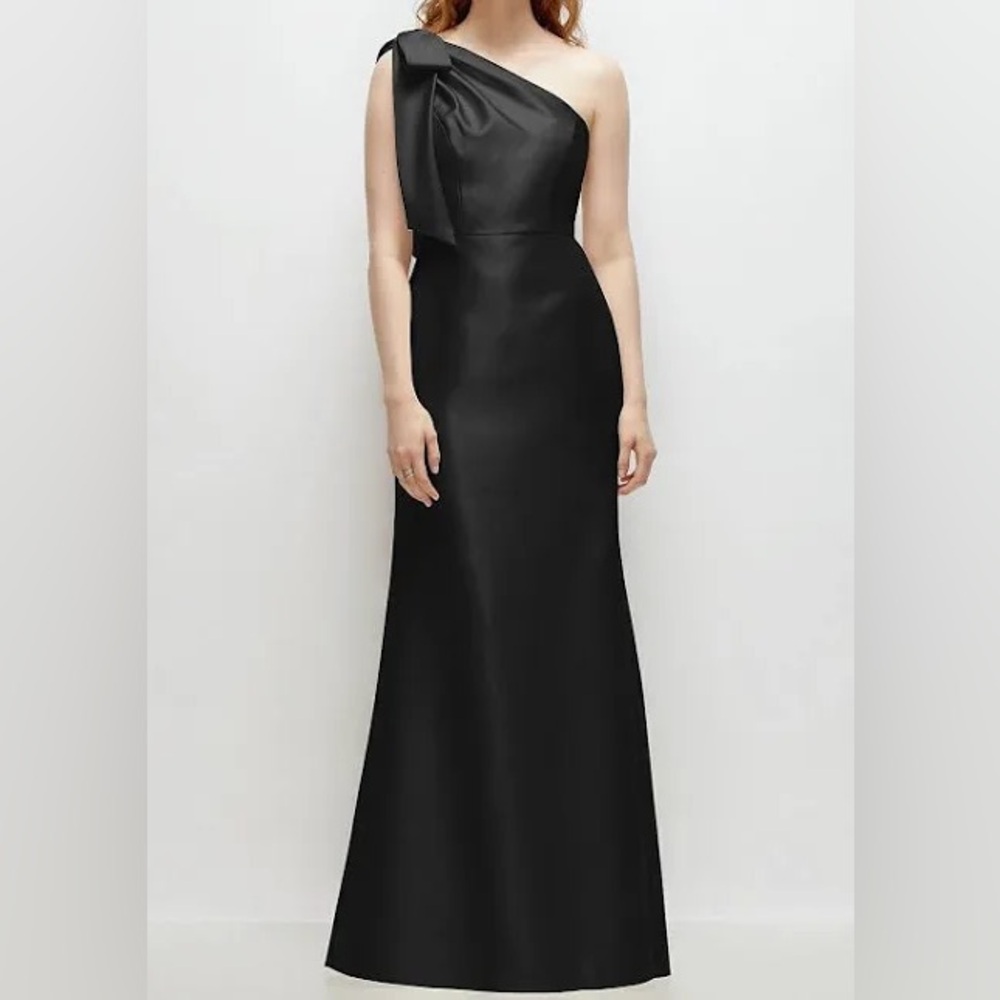 ALFRED SUNG One-Shoulder Black Maxi Dress